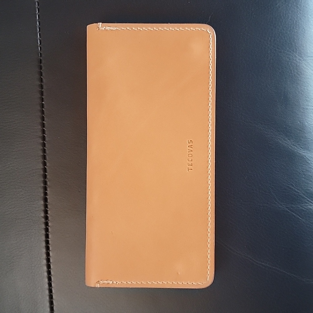 Tecovas Slim Trucker Wallet Natural Bovine (New w/ damage)